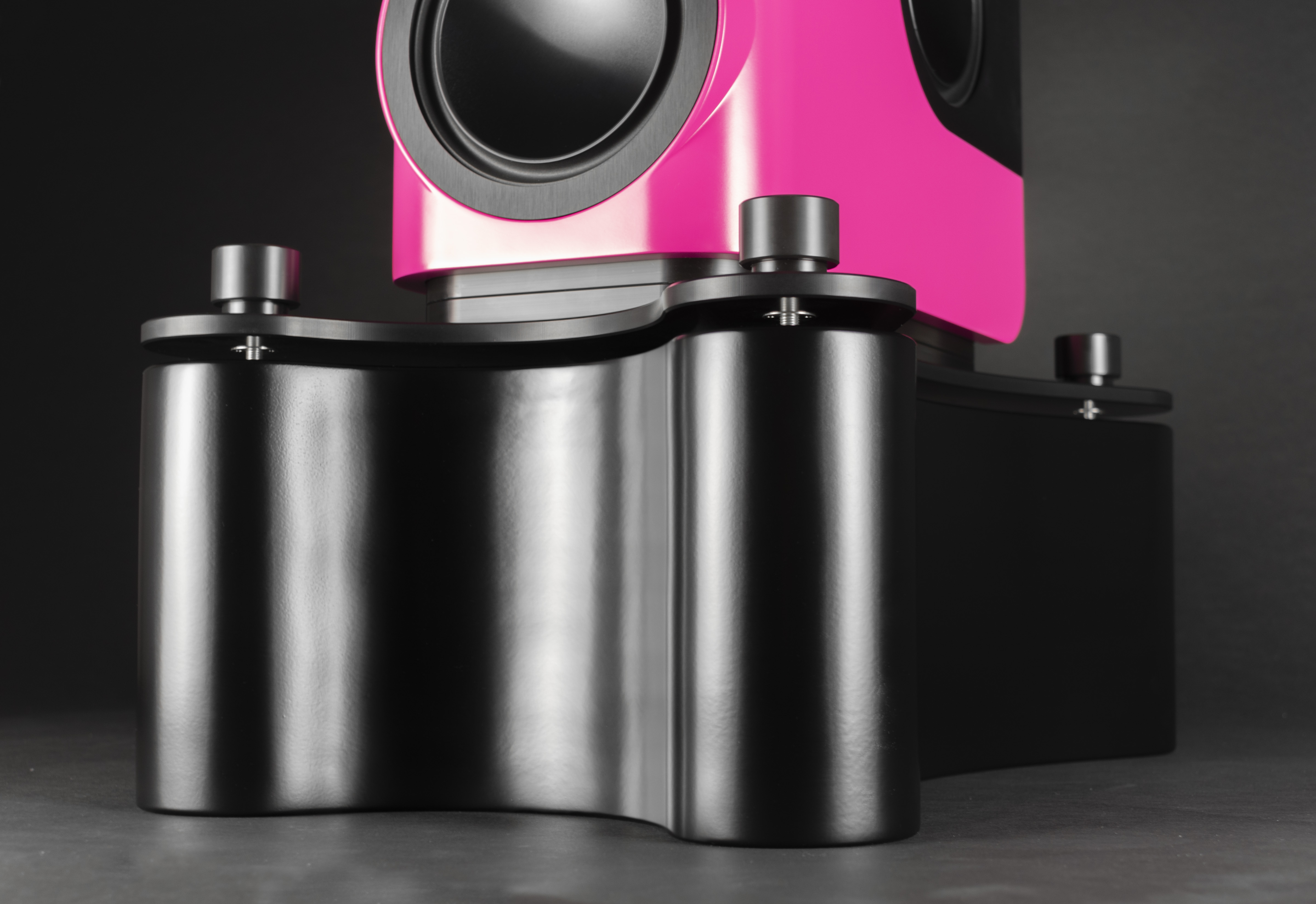 Kii Audio Kii THREE BXT Studio Risers 1 Gearlounge