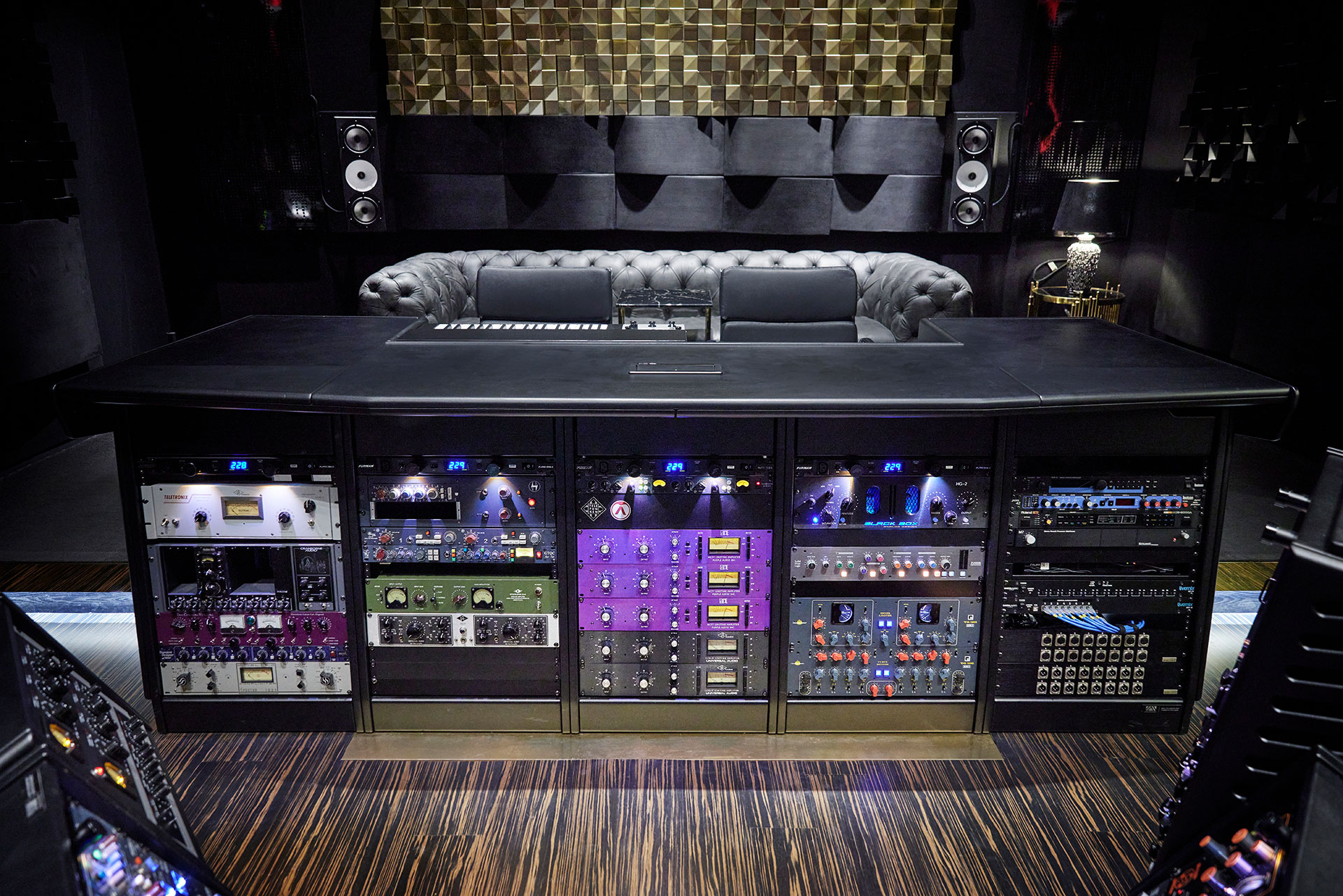 기어라운지, GLAB Studios에 Dolby Atmos® / Immersive Audio 시스템 도입 - GEARLOUNGE