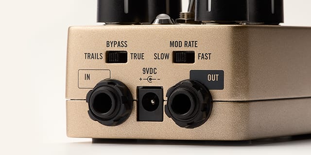 Universal Audio UAFX Heavenly Plate Reverb - GEARLOUNGE