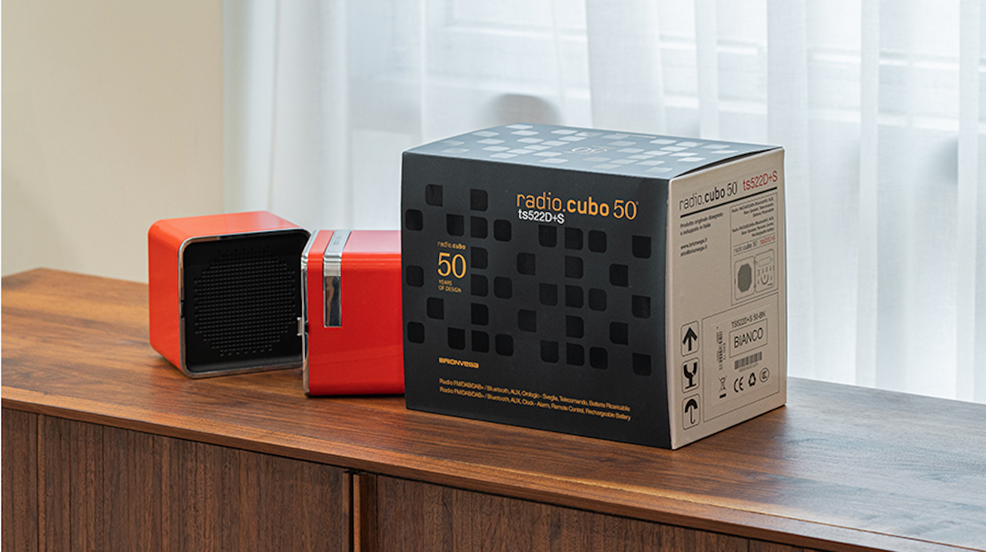 BRIONVEGA Bluetoothスピーカー TS522D+S Brionvega TS522D+S 50° Nero Notte Radio Cubo FM RDS DAB/DAB+
