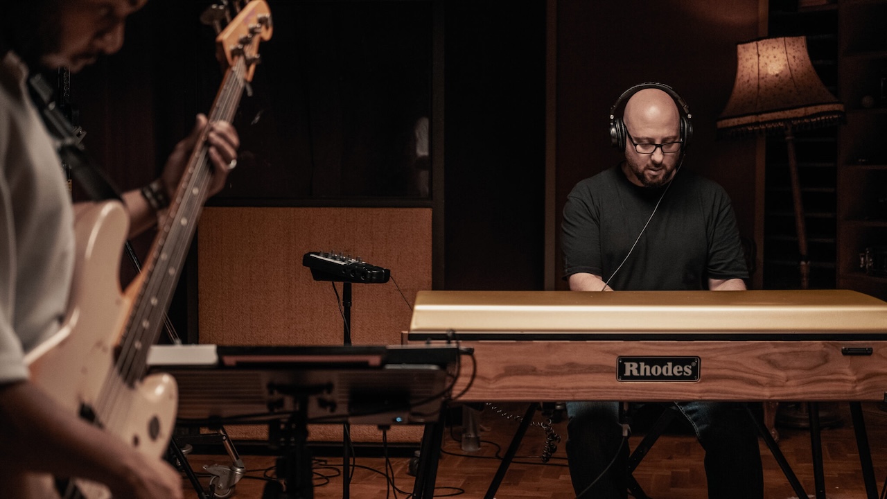 [Rhodes] Rhodes Sessions - Dan Goldman, MK8-FX과 떠나는 음악 여정 - GEARLOUNGE