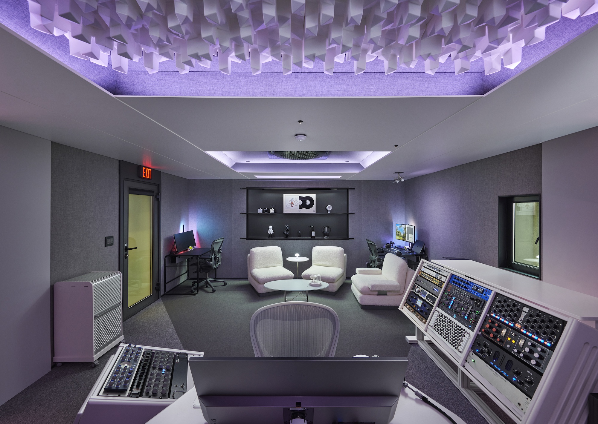 821 SOUND (2025) - GEARLOUNGE