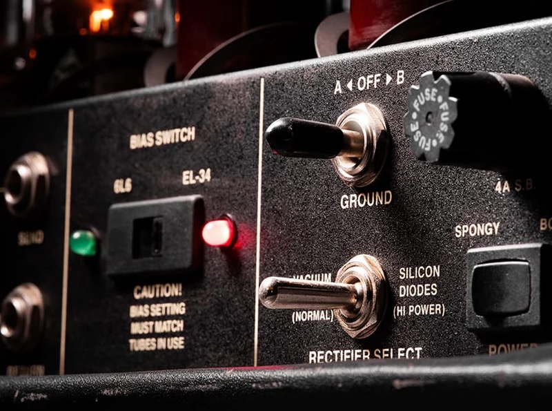 Universal Audio UAFX Knuckles '92 Dual Rec Amplifier - GEARLOUNGE
